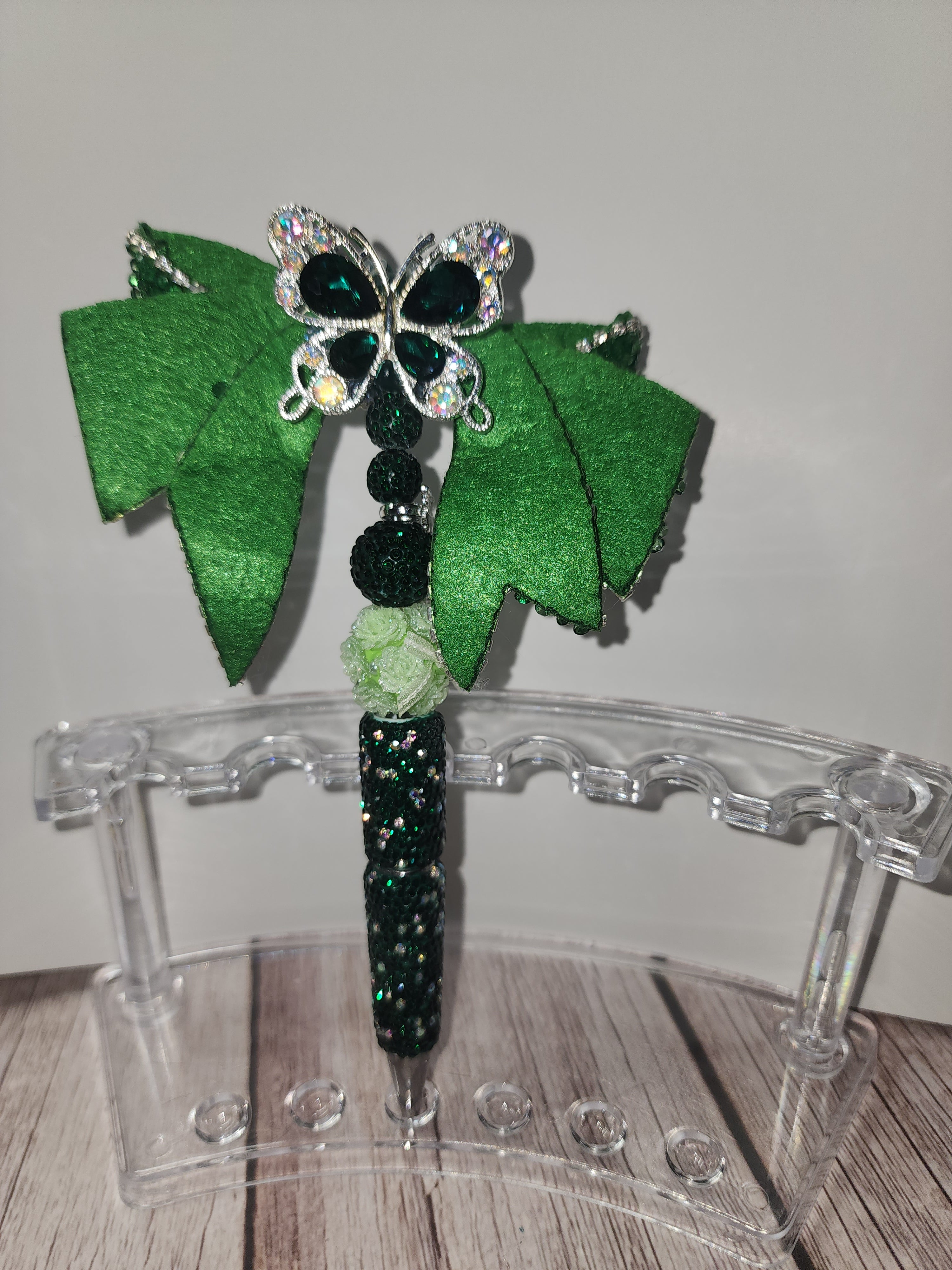 Green Bow Pen